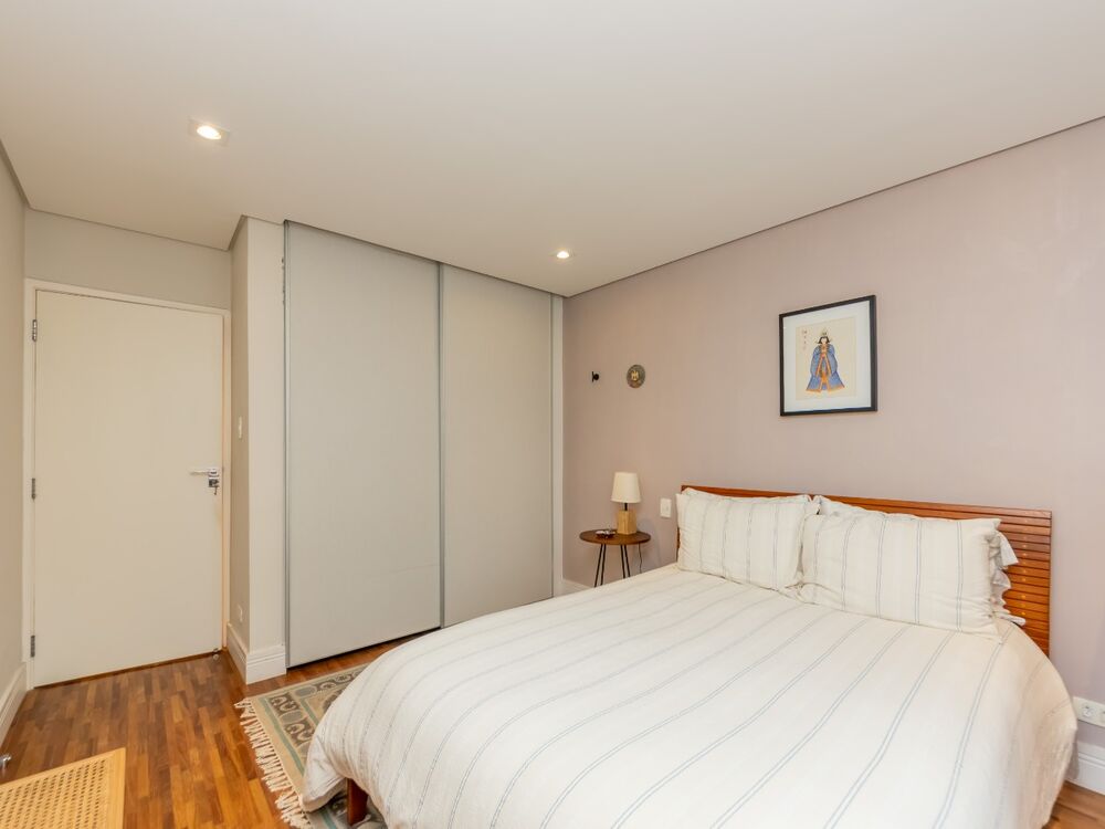 Apartamento à venda com 3 quartos, 141m² - Foto 3
