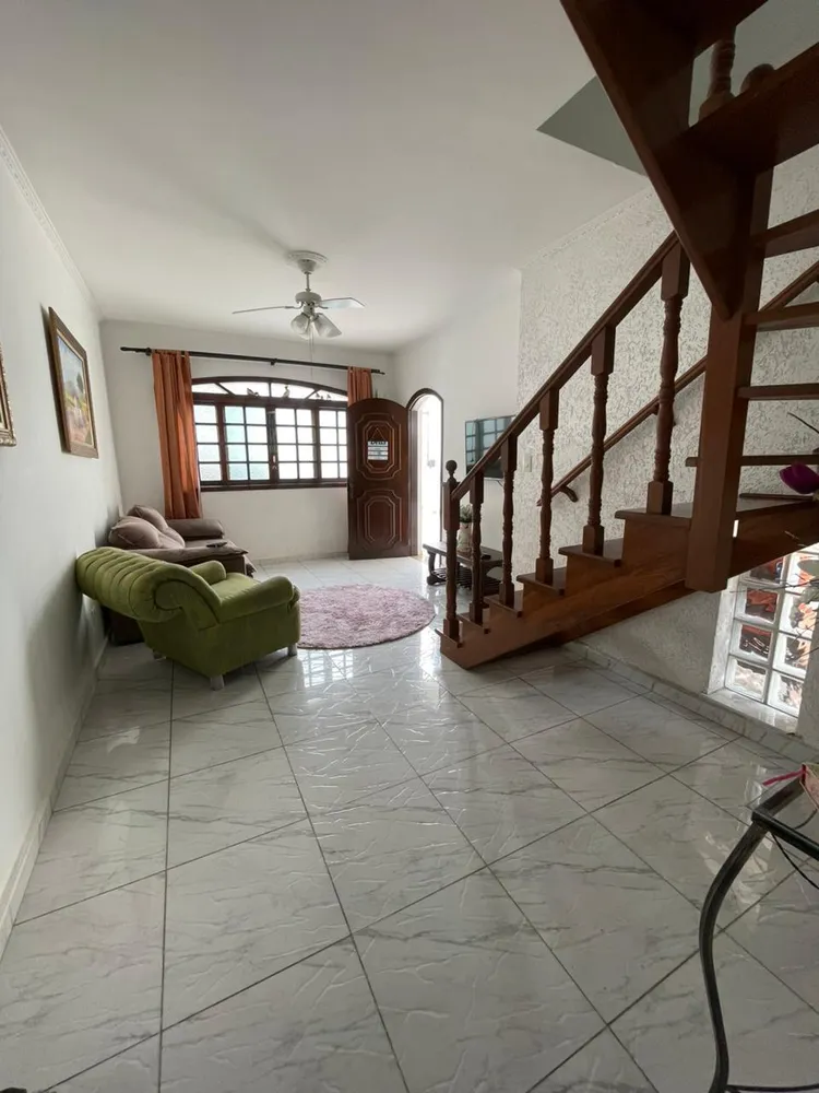 Sobrado, 3 quartos, 168 m² - Foto 2