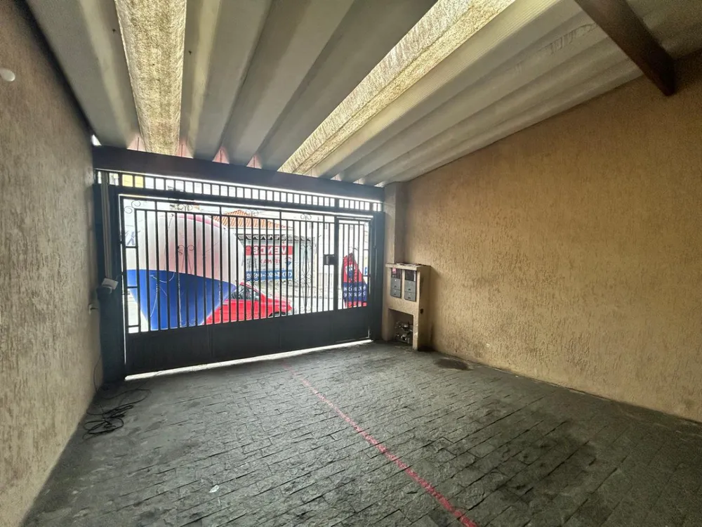 Sobrado, 4 quartos, 181 m² - Foto 1