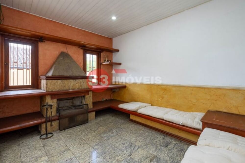 Casa, 4 quartos, 233 m² - Foto 1