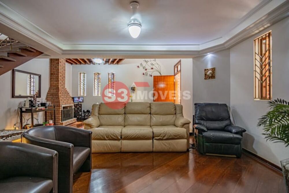 Casa, 3 quartos, 250 m² - Foto 1