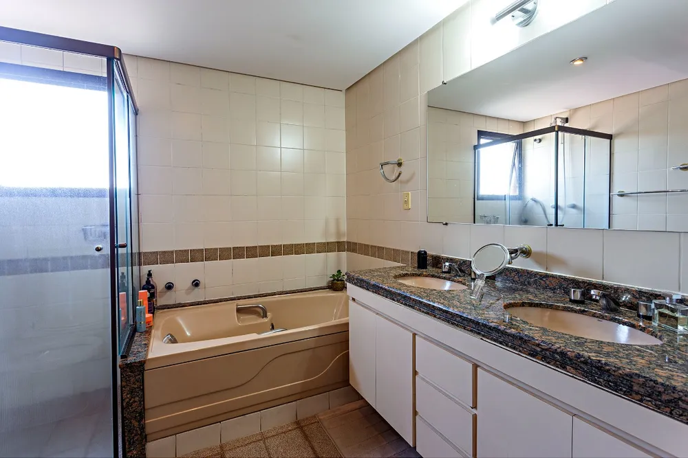 Apartamento, 4 quartos, 195 m² - Foto 1