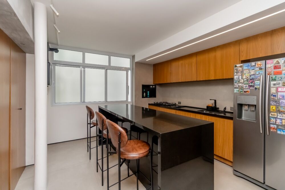 Apartamento à venda com 1 quarto, 90m² - Foto 13