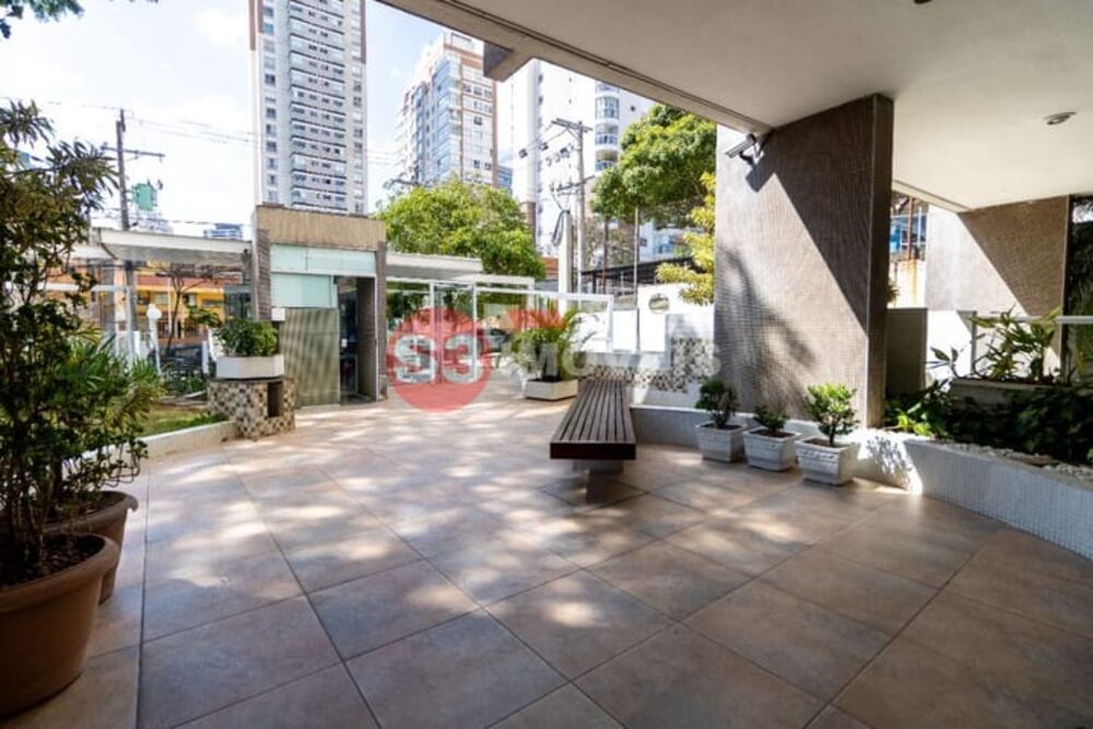 Apartamento à venda com 2 quartos, 69m² - Foto 7
