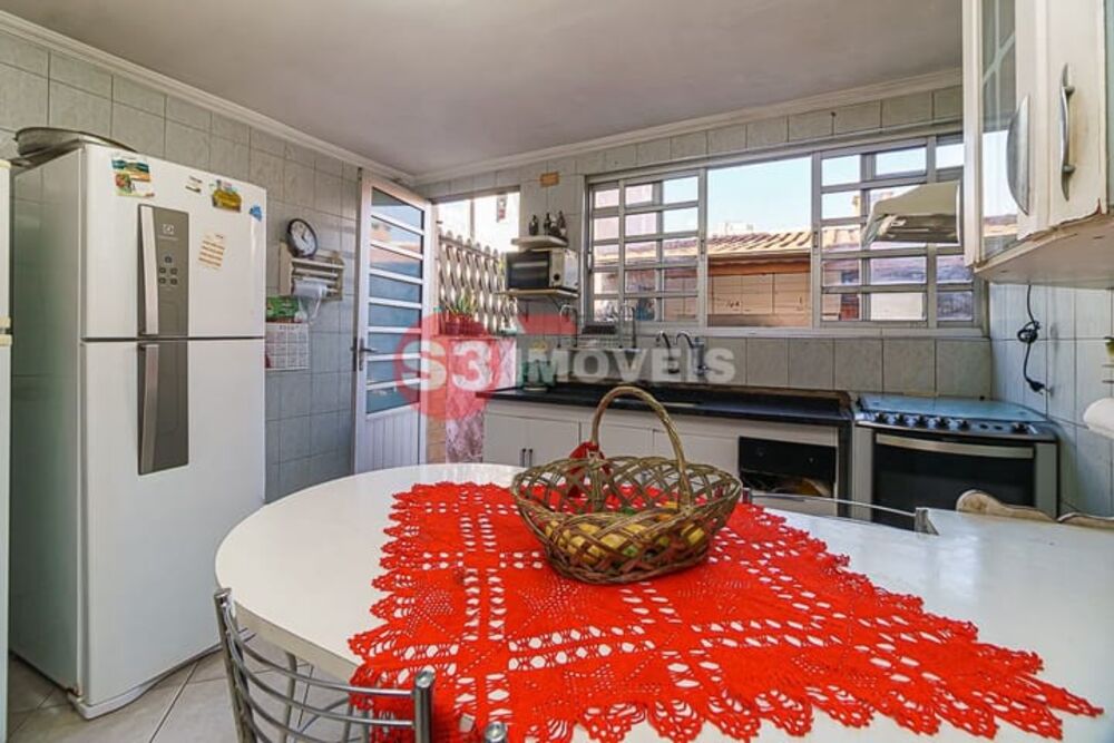 Casa à venda com 2 quartos, 100m² - Foto 5