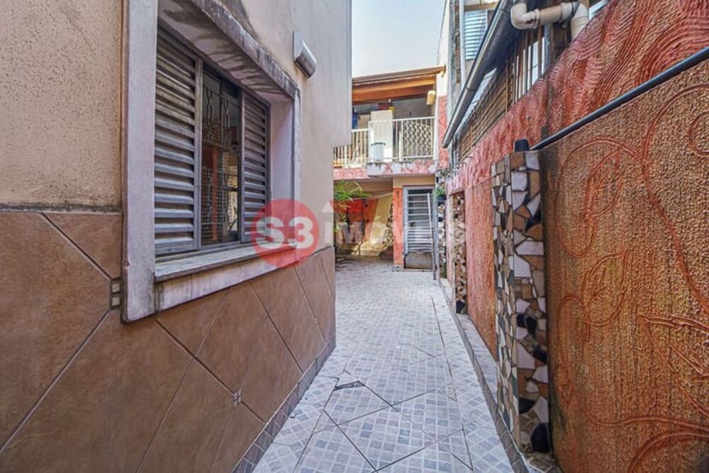 Casa à venda com 2 quartos, 100m² - Foto 7