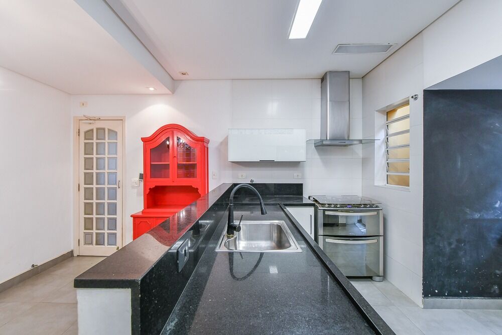 Casa, 4 quartos, 290 m² - Foto 12