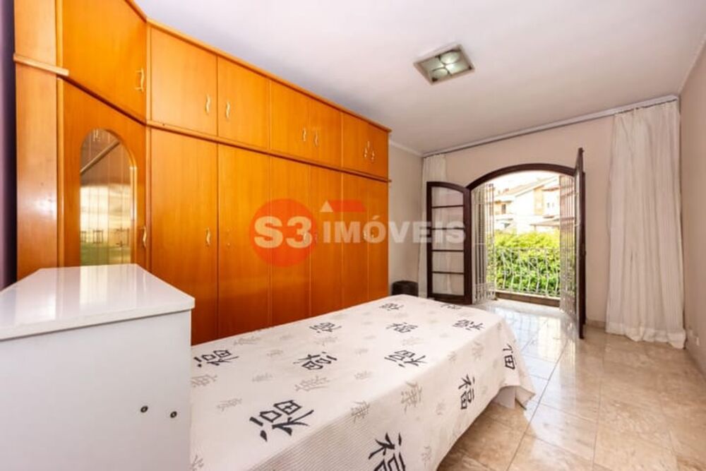 Casa, 3 quartos, 215 m² - Foto 2