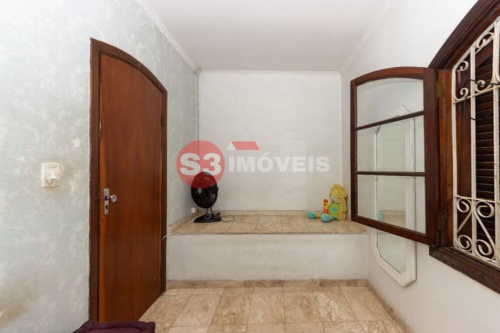 Casa, 3 quartos, 215 m² - Foto 1