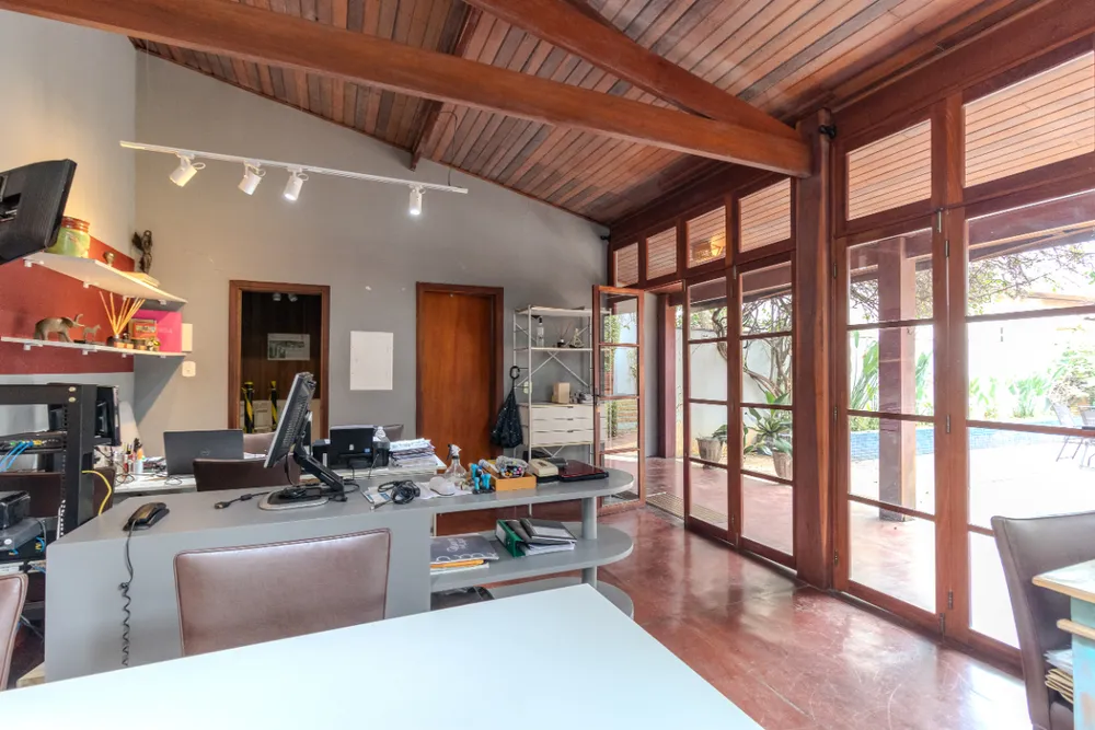 Casa, 3 quartos, 242 m² - Foto 4