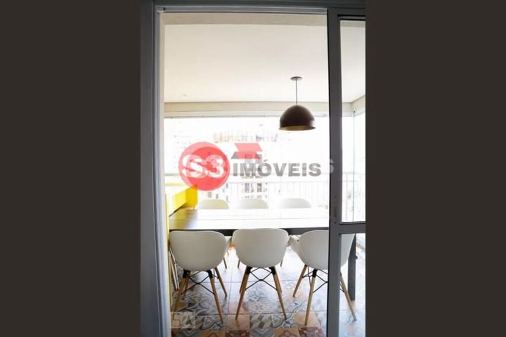 Apartamento à venda com 2 quartos, 70m² - Foto 5
