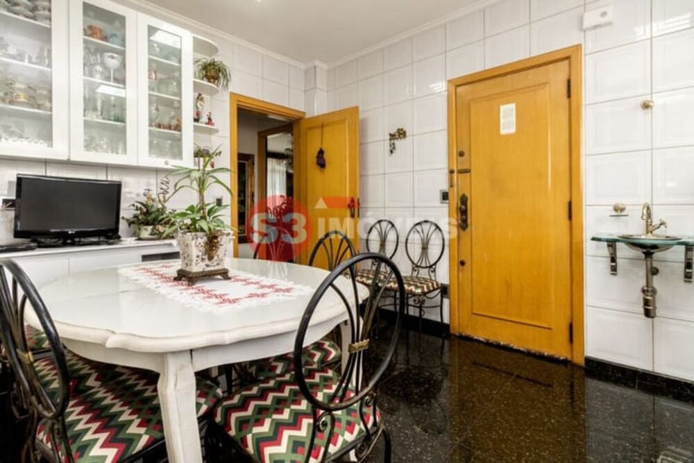 Apartamento, 3 quartos, 182 m² - Foto 1