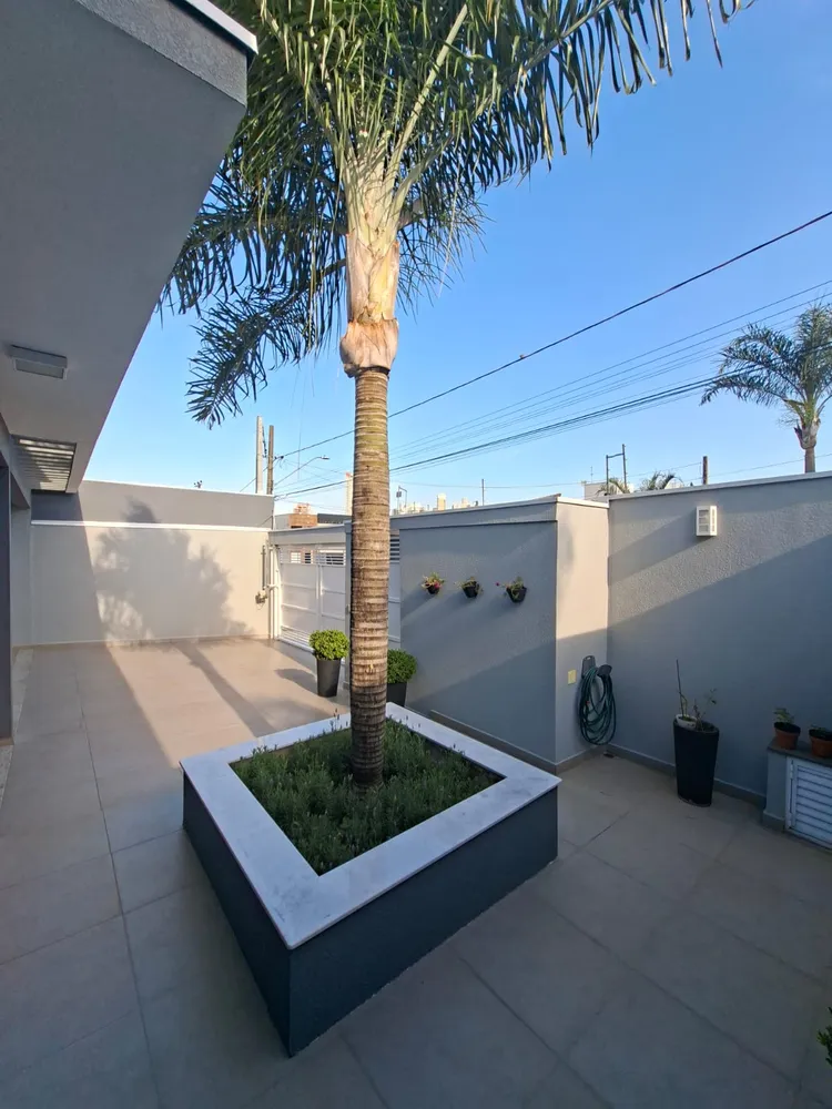 Casa, 3 quartos, 216 m² - Foto 2
