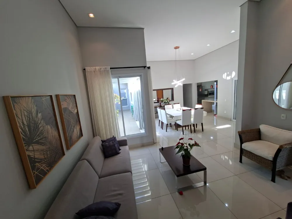 Casa, 3 quartos, 216 m² - Foto 3