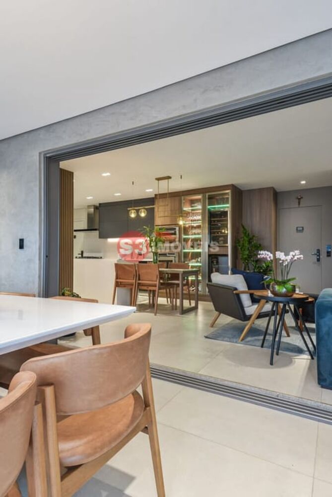 Apartamento, 3 quartos, 131 m² - Foto 2