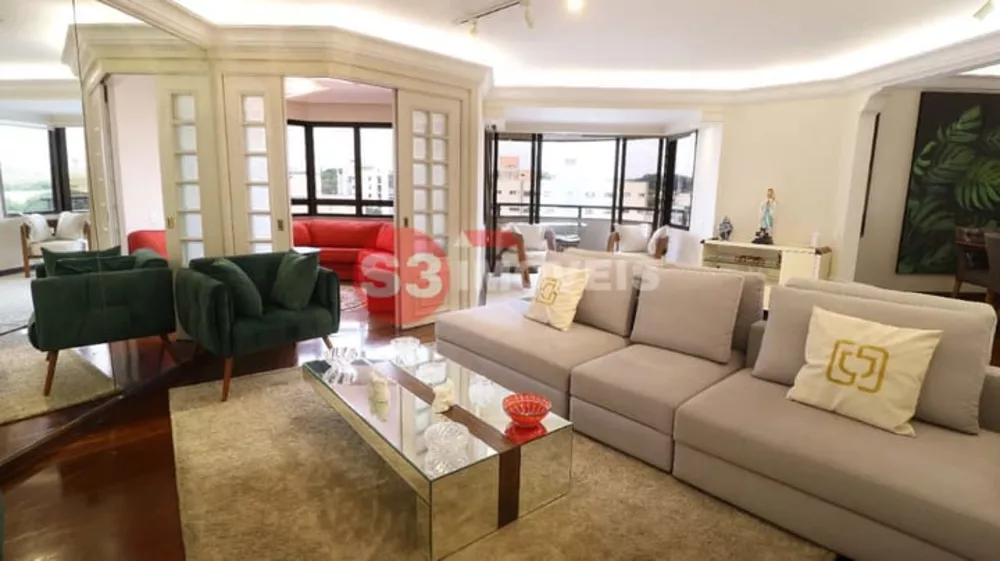 Apartamento à venda com 4 quartos, 227m² - Foto 1