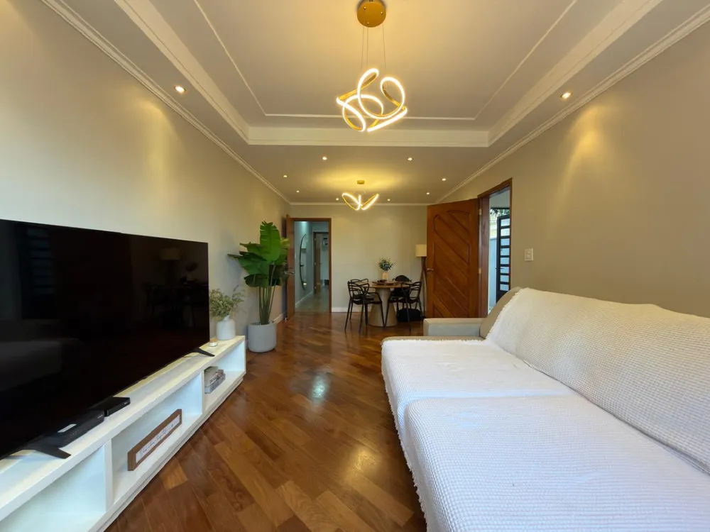 Sobrado, 3 quartos, 208 m² - Foto 1