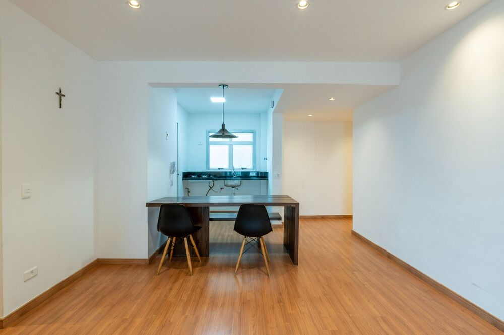 Apartamento à venda com 2 quartos, 70m² - Foto 7