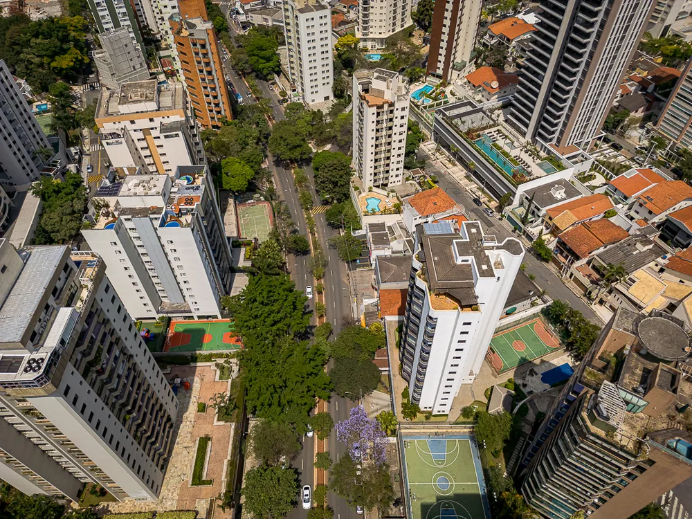 Apartamento, 4 quartos, 206 m² - Foto 1