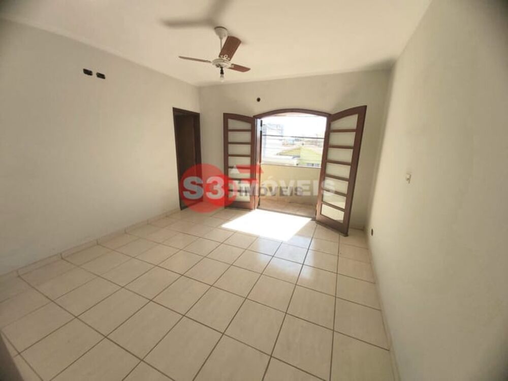 Casa, 3 quartos, 245 m² - Foto 3