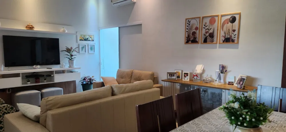 Casa, 3 quartos, 130 m² - Foto 1