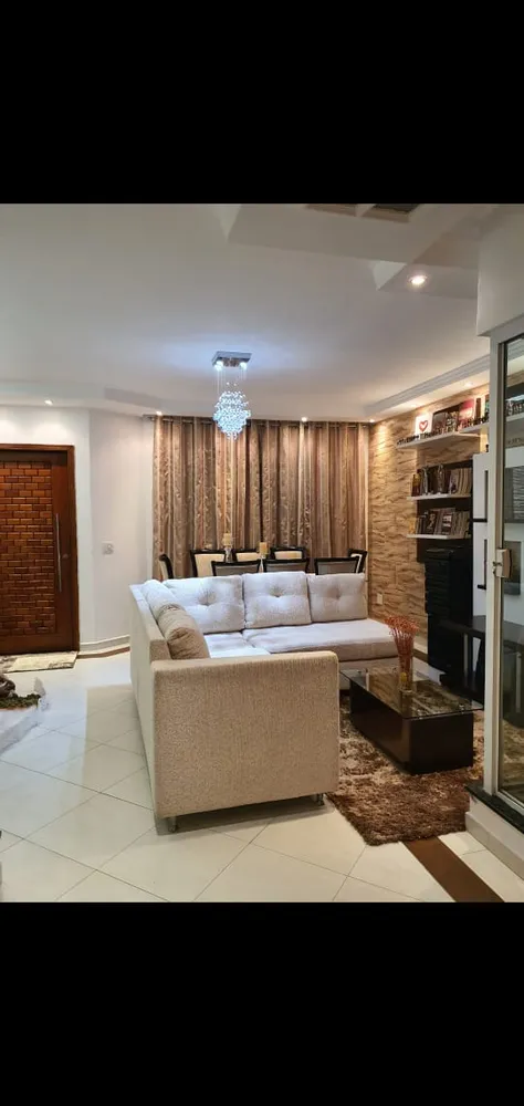 Sobrado, 3 quartos, 218 m² - Foto 4