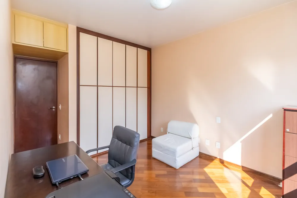 Apartamento, 4 quartos, 196 m² - Foto 2