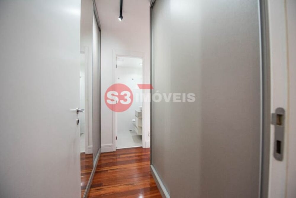 Apartamento à venda com 3 quartos, 134m² - Foto 8