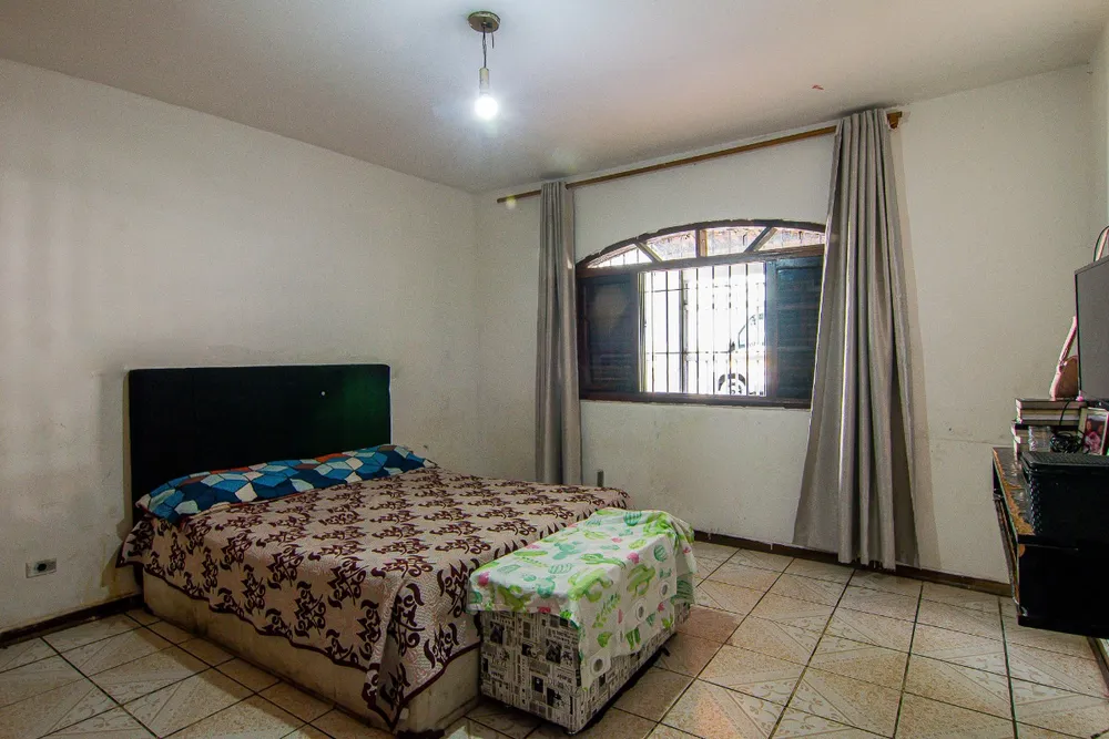 Casa, 5 quartos, 243 m² - Foto 3
