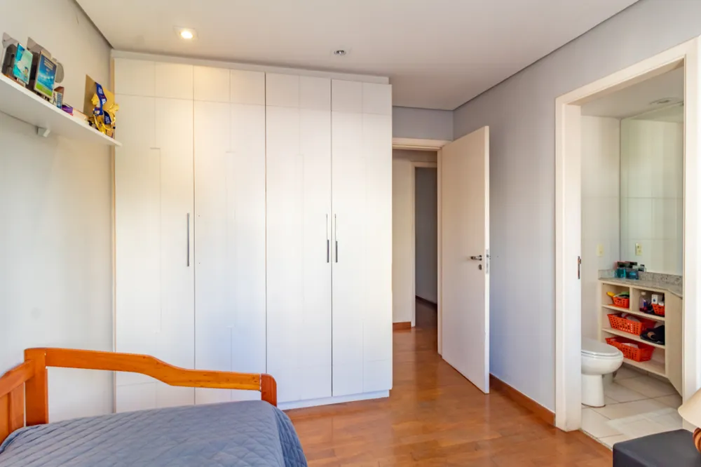 Apartamento, 3 quartos, 158 m² - Foto 2