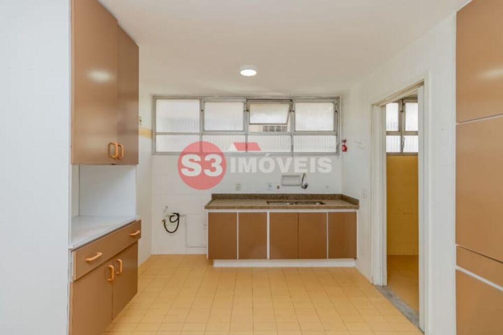 Apartamento à venda com 3 quartos, 128m² - Foto 1
