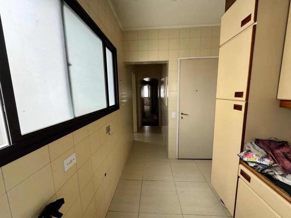 Apartamento, 4 quartos, 217 m² - Foto 2