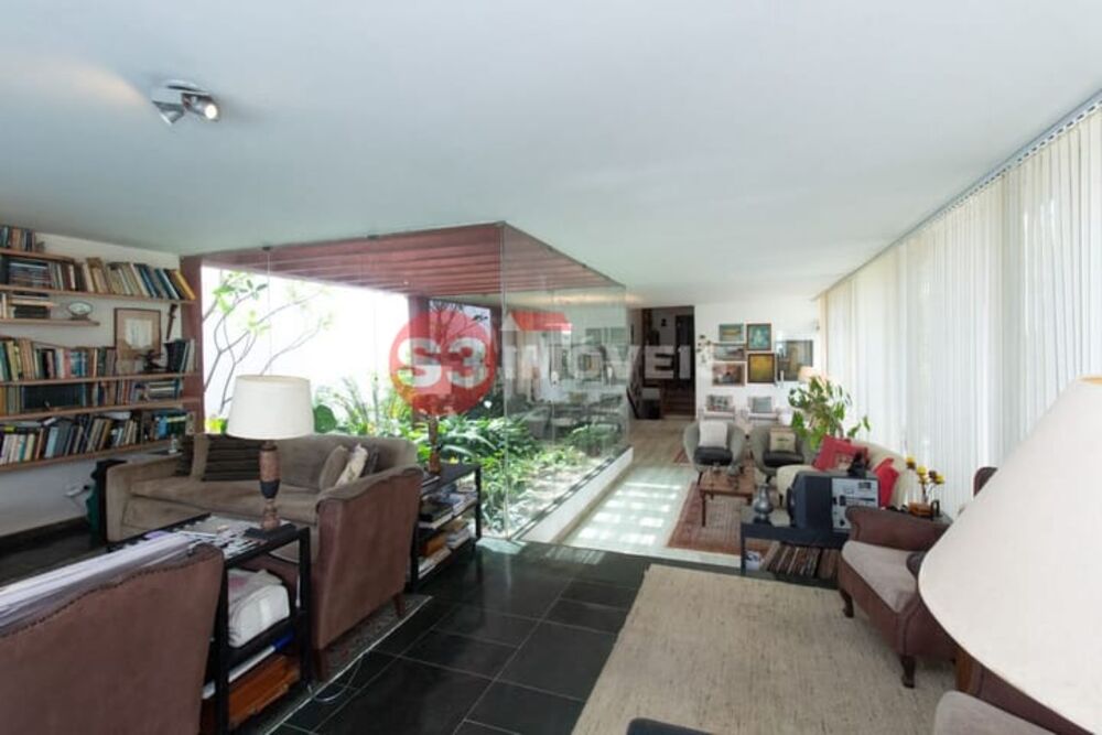 Casa, 5 quartos, 330 m² - Foto 1