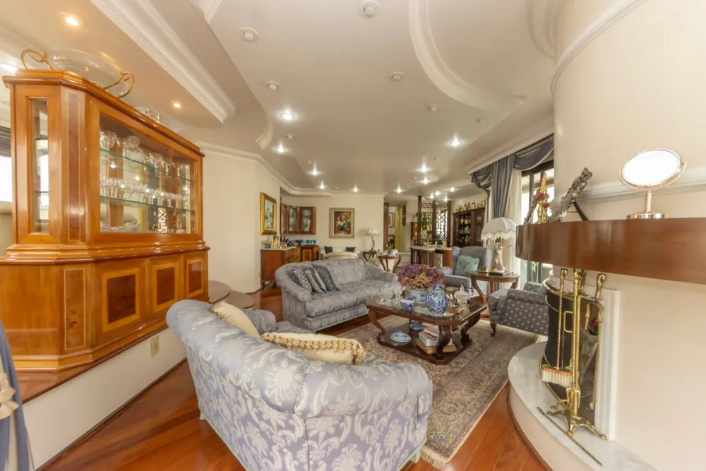 Apartamento, 3 quartos, 215 m² - Foto 1