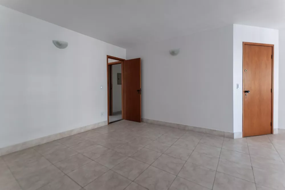 Apartamento à venda com 3 quartos, 106m² - Foto 2