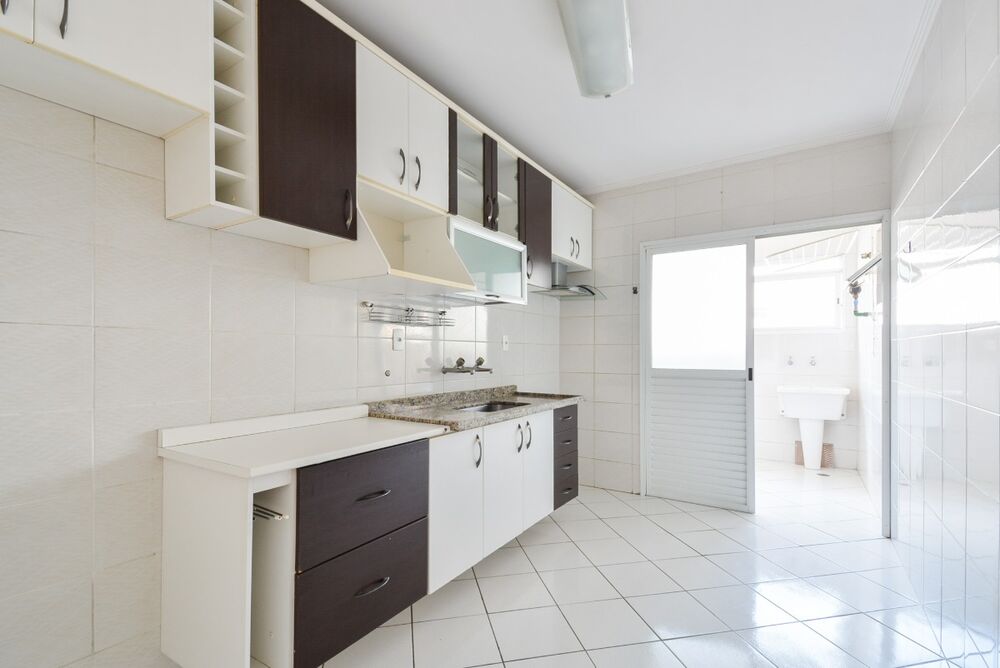 Apartamento à venda com 3 quartos, 92m² - Foto 7