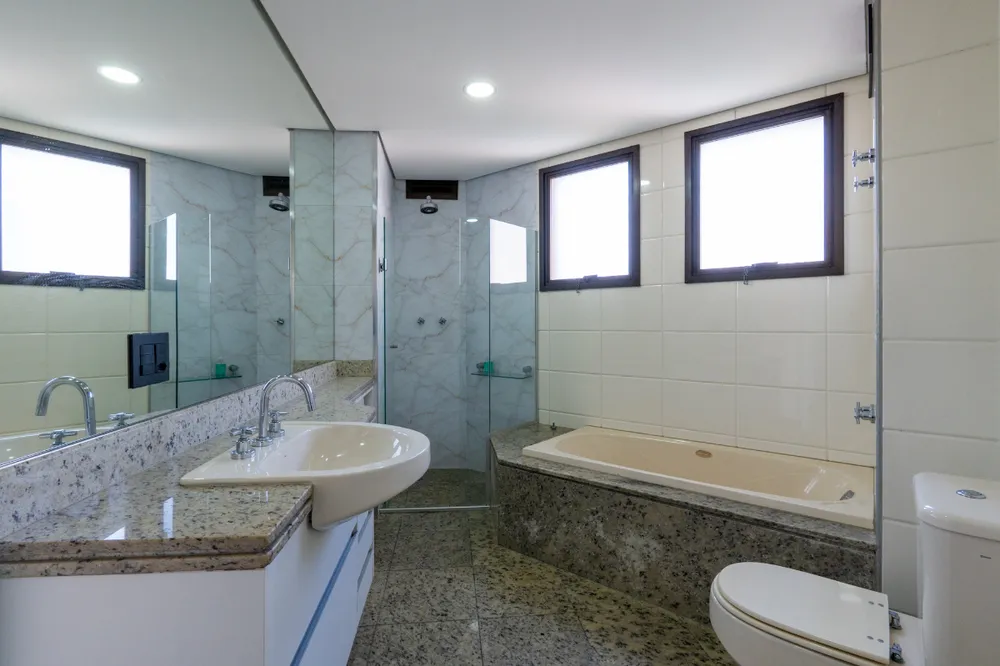 Apartamento, 3 quartos, 220 m² - Foto 2