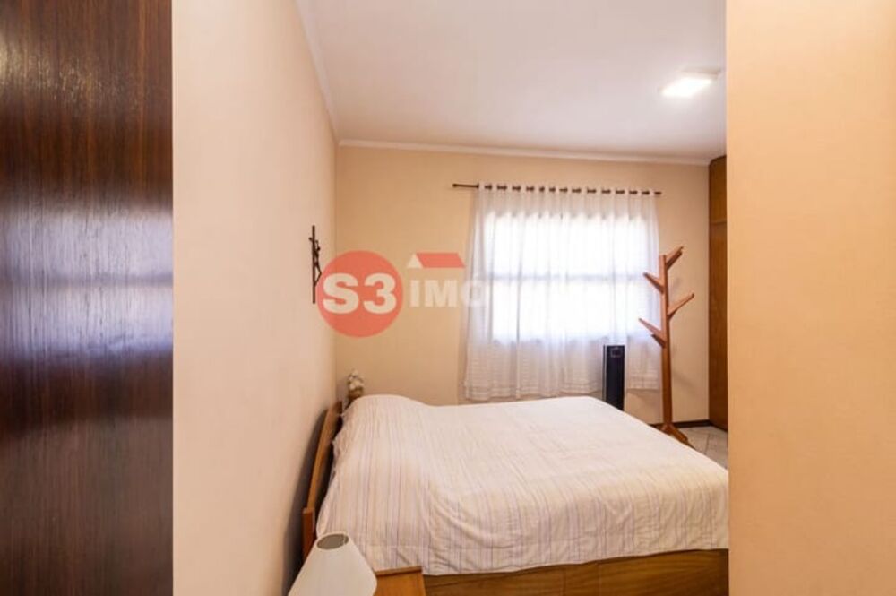 Casa, 3 quartos, 180 m² - Foto 1