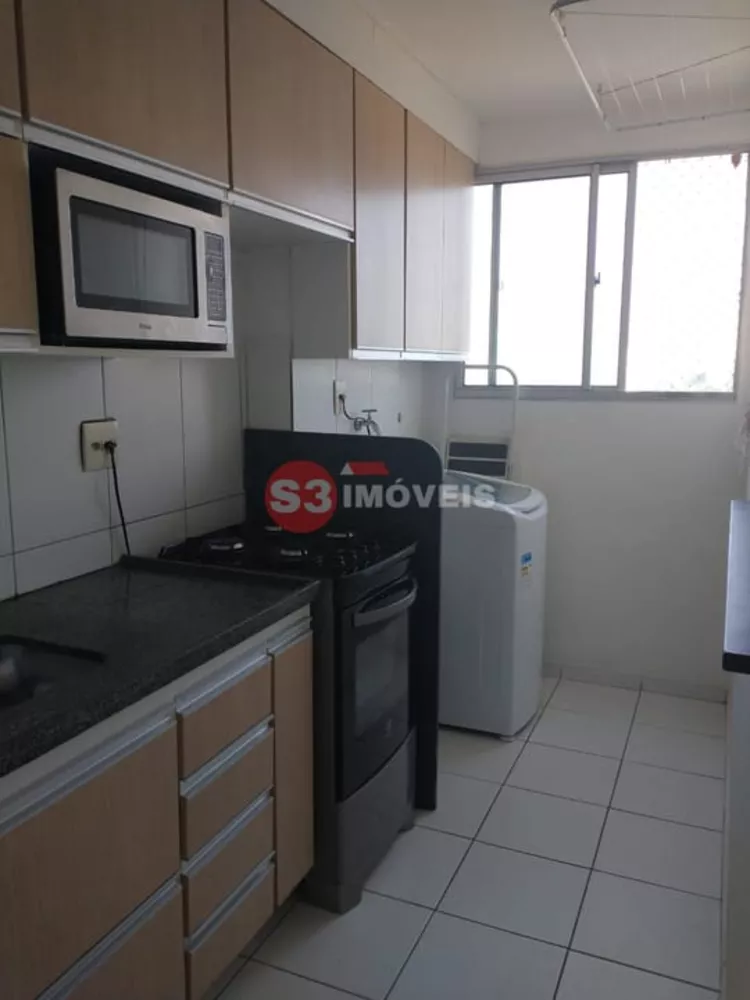 Apartamento à venda com 2 quartos, 42m² - Foto 4