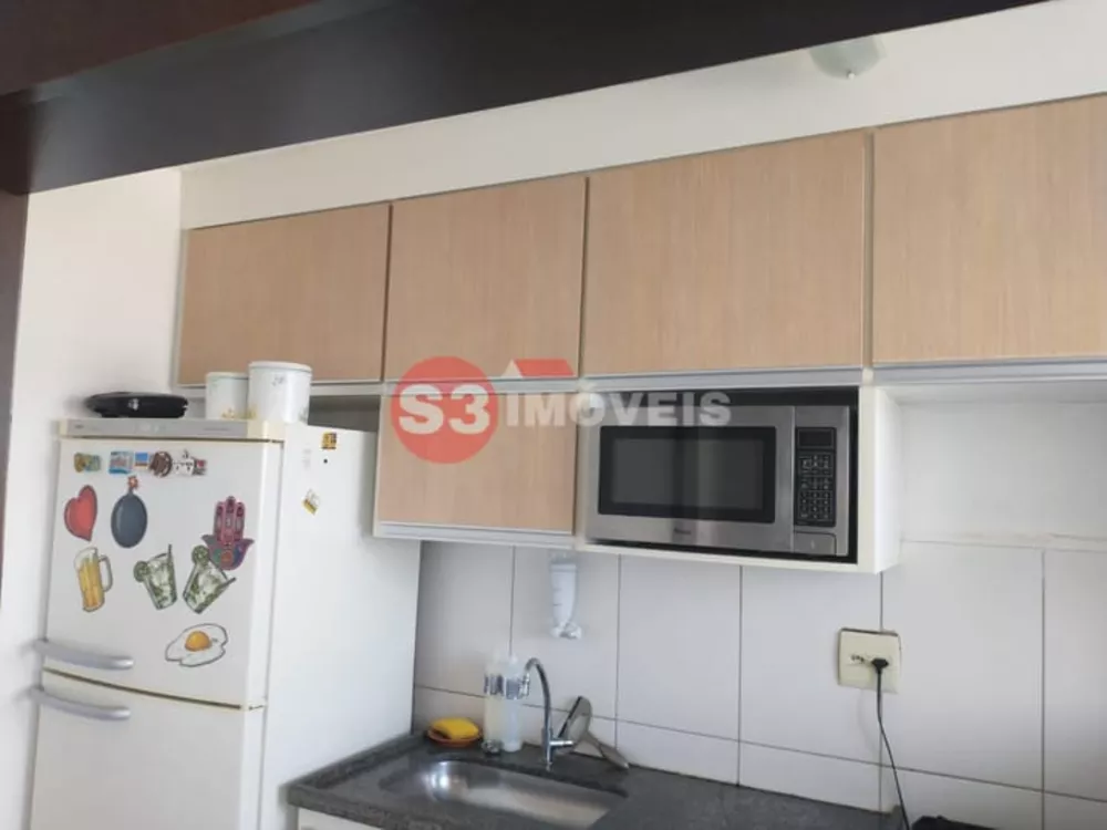 Apartamento à venda com 2 quartos, 42m² - Foto 2