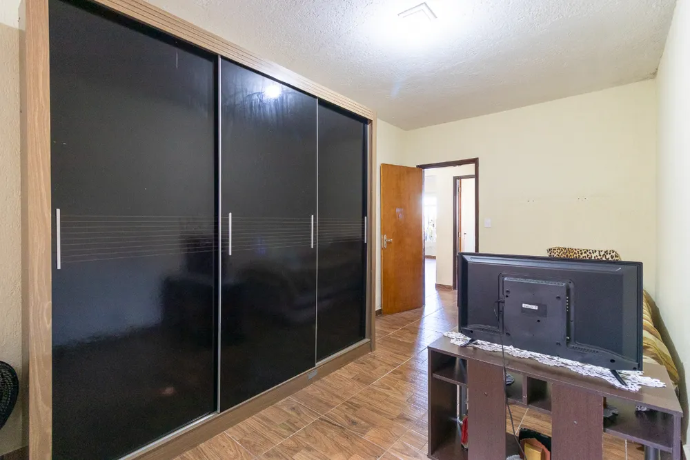 Casa, 3 quartos, 132 m² - Foto 2