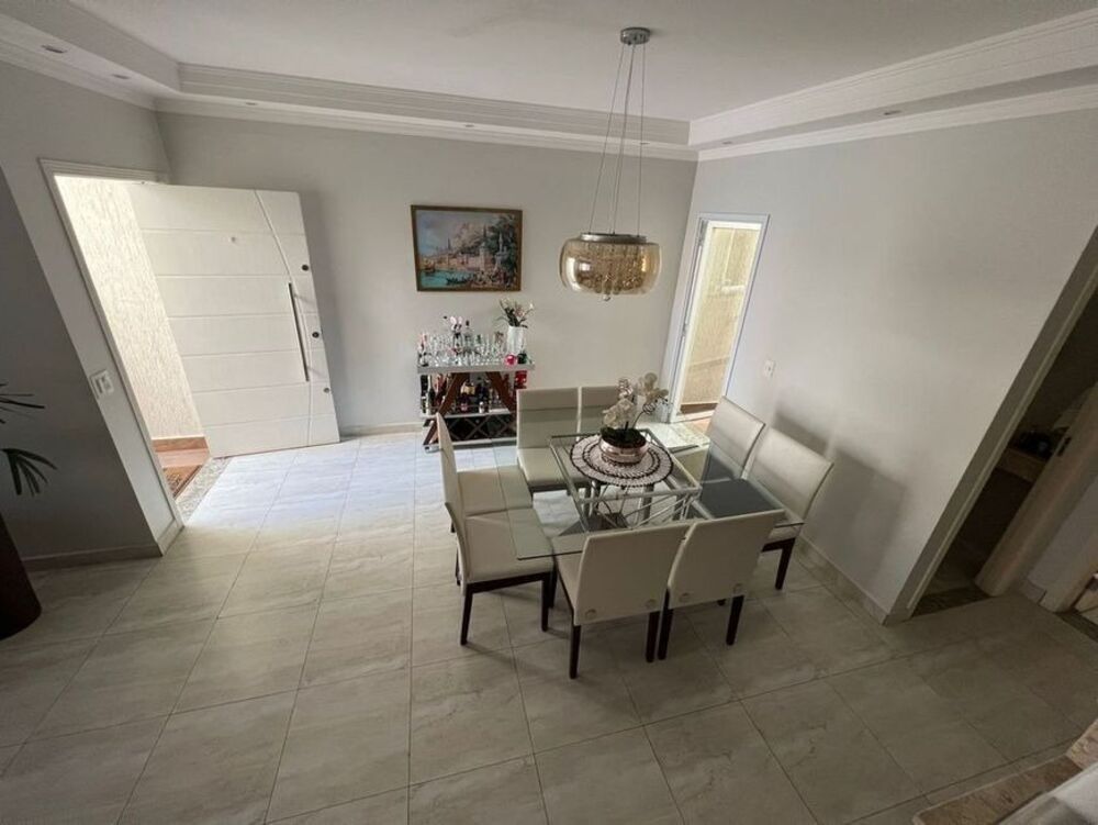 Casa, 3 quartos, 160 m² - Foto 2