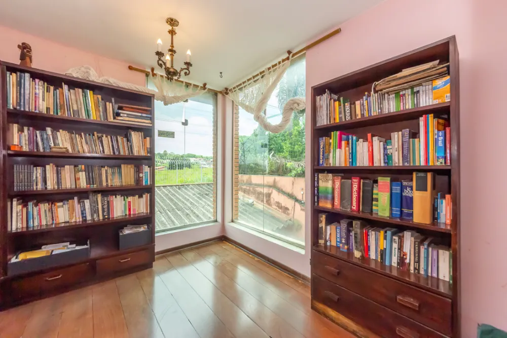 Casa, 4 quartos, 248 m² - Foto 1