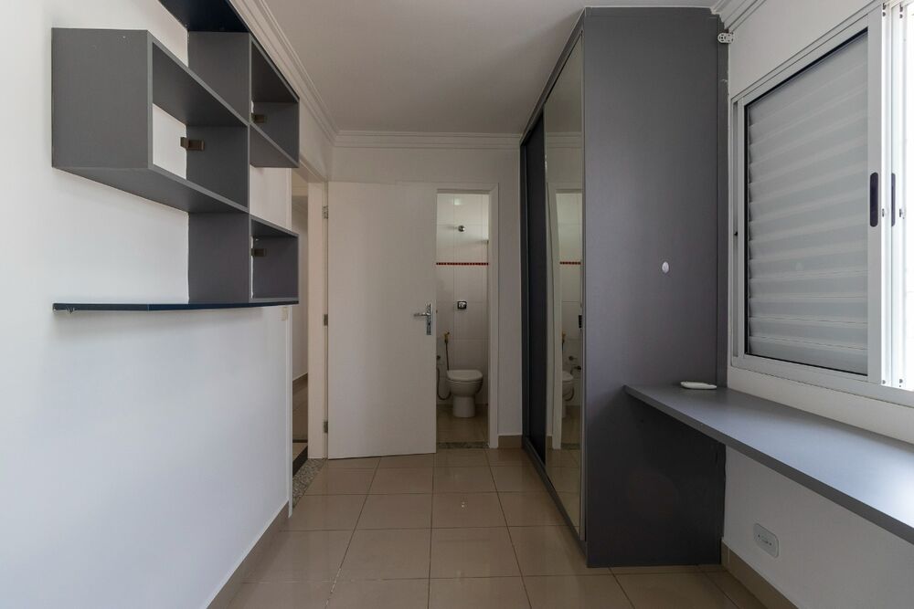 Casa, 3 quartos, 271 m² - Foto 1