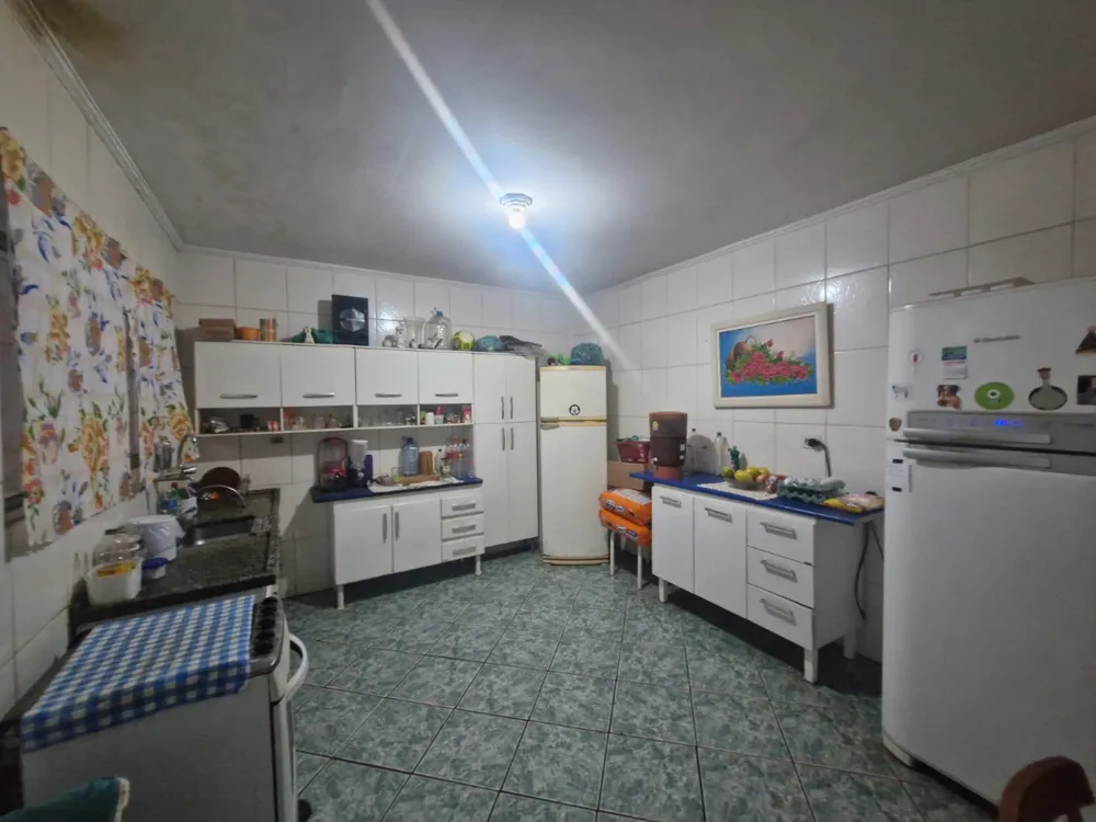 Casa, 4 quartos, 138 m² - Foto 1