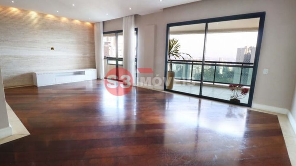 Apartamento à venda com 4 quartos, 191m² - Foto 1