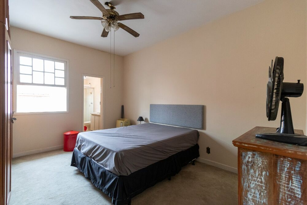 Casa à venda com 2 quartos, 100m² - Foto 13