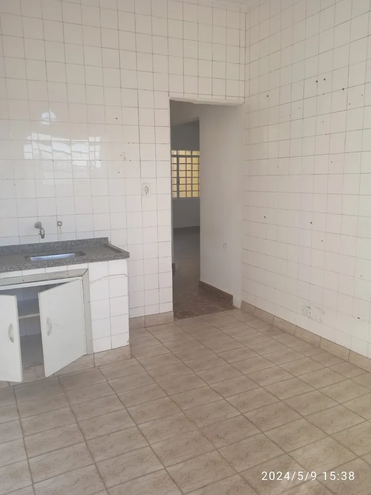 Casa, 4 quartos, 168 m² - Foto 1