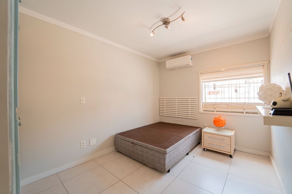 Casa, 3 quartos, 159 m² - Foto 2