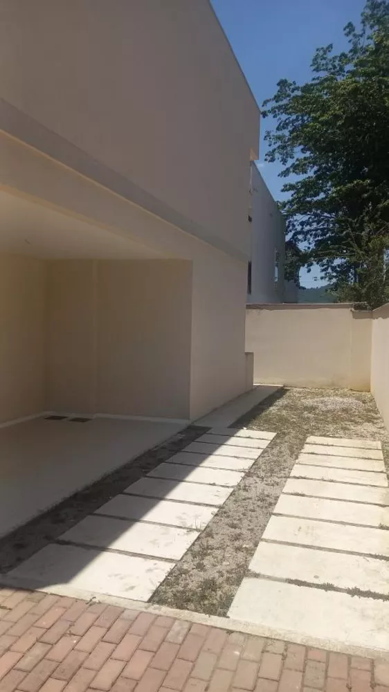 Casa à venda com 3 quartos, 193m² - Foto 6